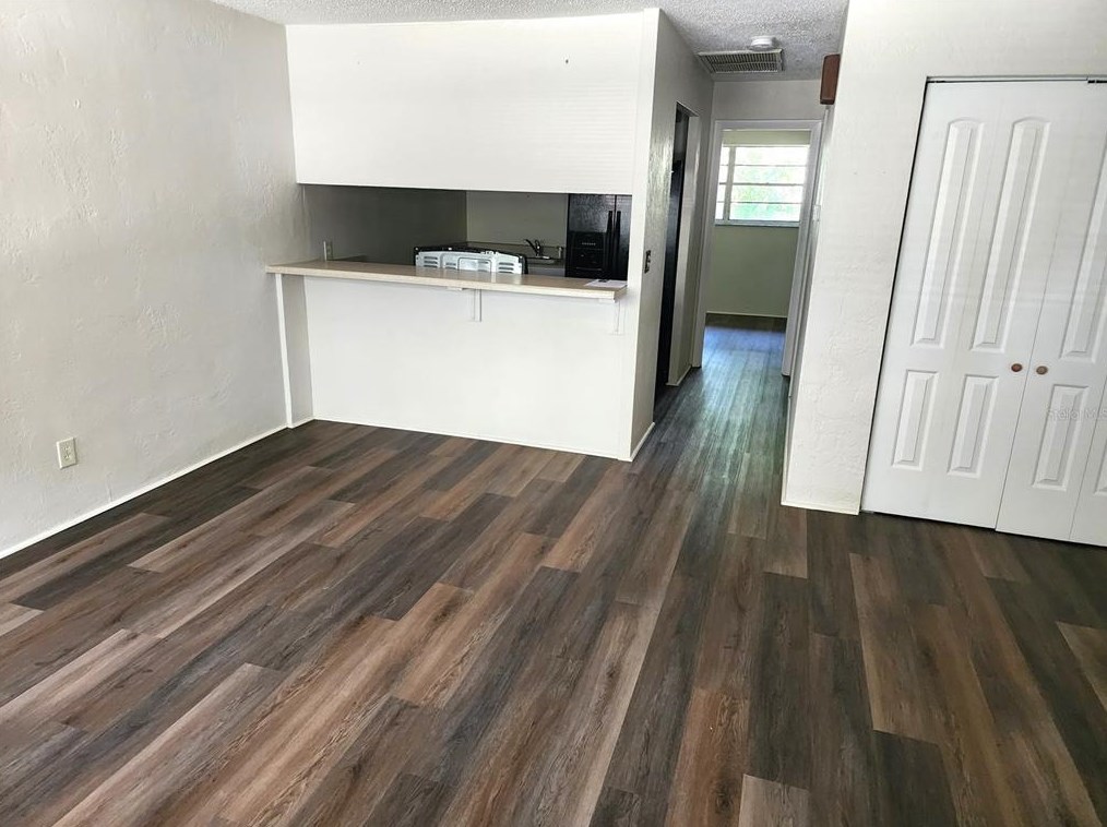 135 North St, Daytona Beach, FL 32114