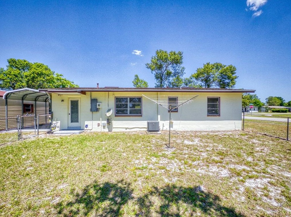 2691 Kimberly Dr, Deltona FL  32738-2495 exterior