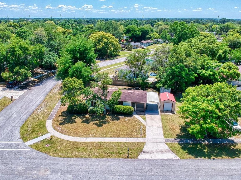 2691 Kimberly Dr, Deltona FL  32738-2495 exterior