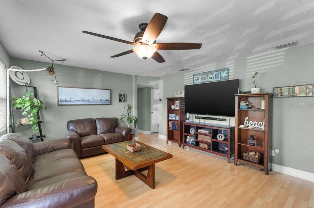 214 Wilmette Ave, Ormond Beach FL  32174-5205 exterior