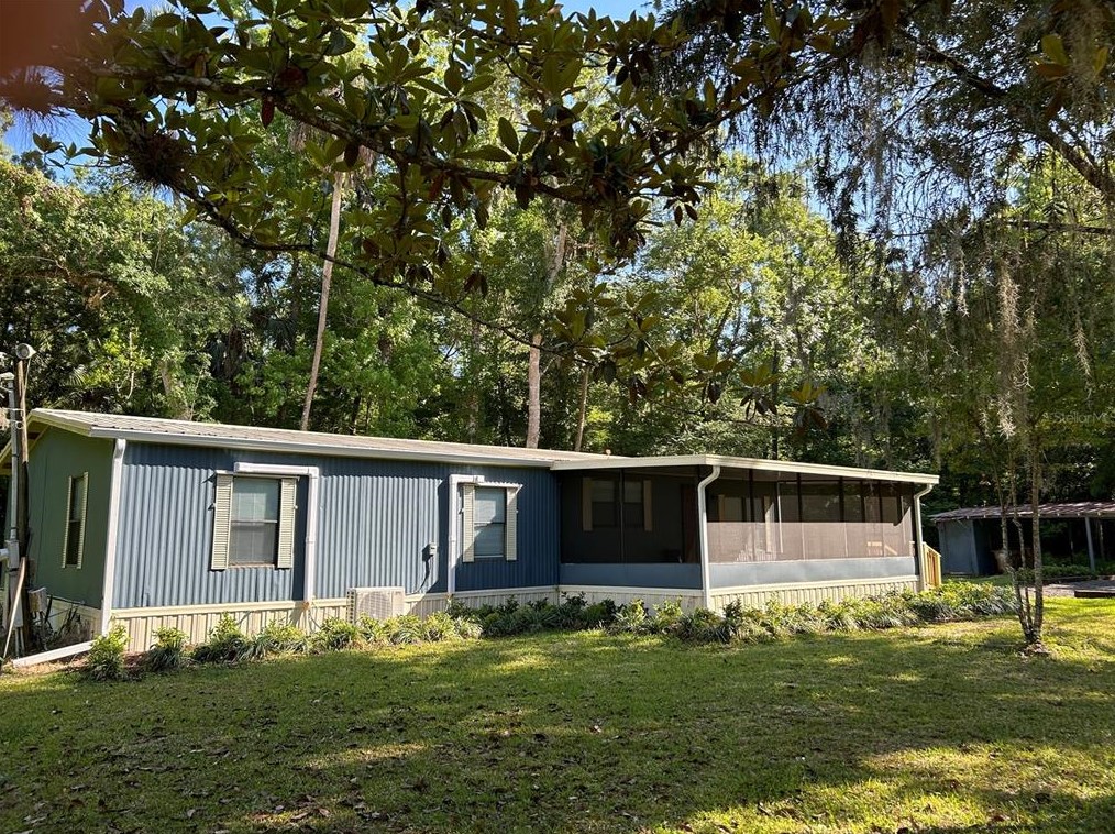 24322 River Rd, Astor, FL 32102