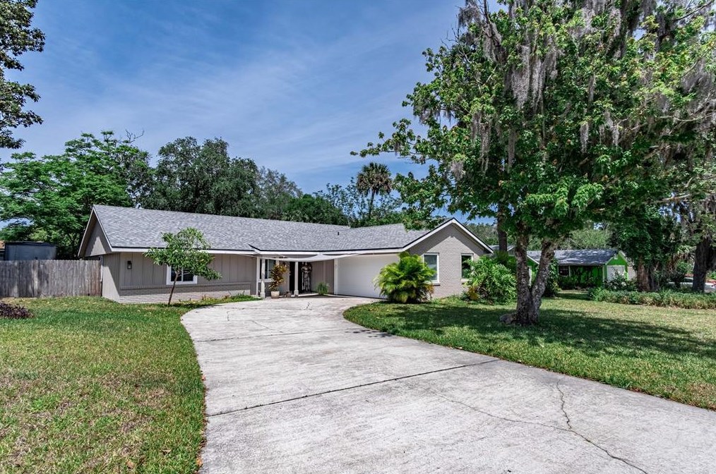 905 Willow Run, Ormond Beach, FL 32174
