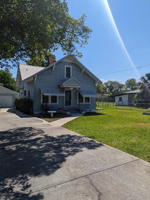 119 Leon Ave, Deland, FL 32720