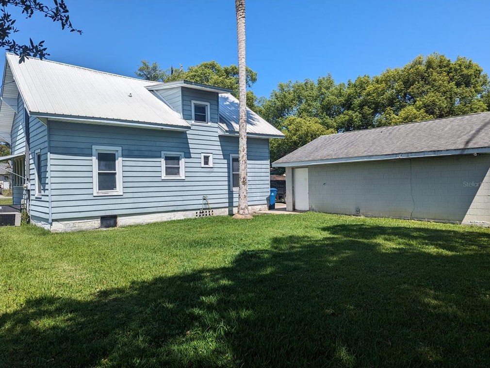 119 Leon Ave, Deland FL  32720-5015 exterior