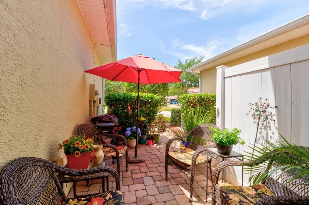 356 Airport Rd, New Smyrna FL  32168-8731 exterior