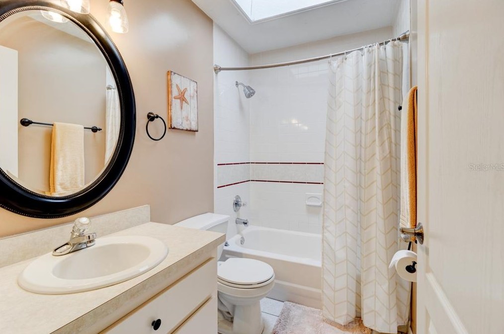 6 Edwin Ln, Palm Coast FL  32164-6358 exterior