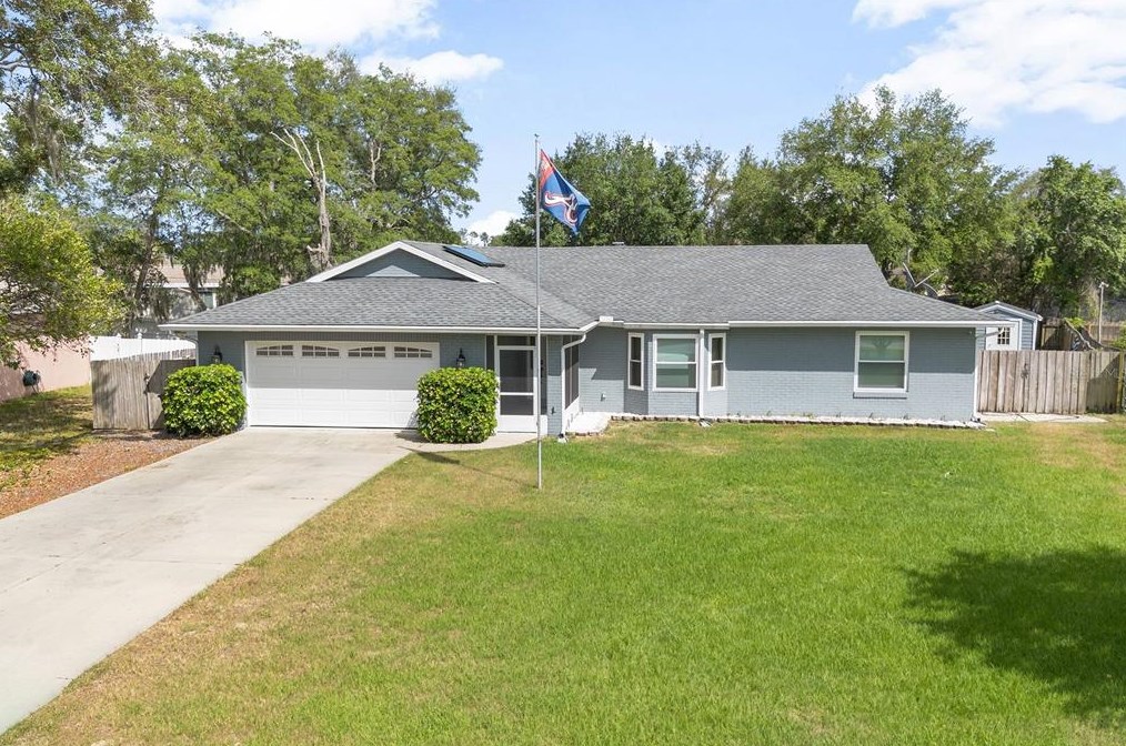 2393 Oberlin Ln, Deltona, FL 32738-4158