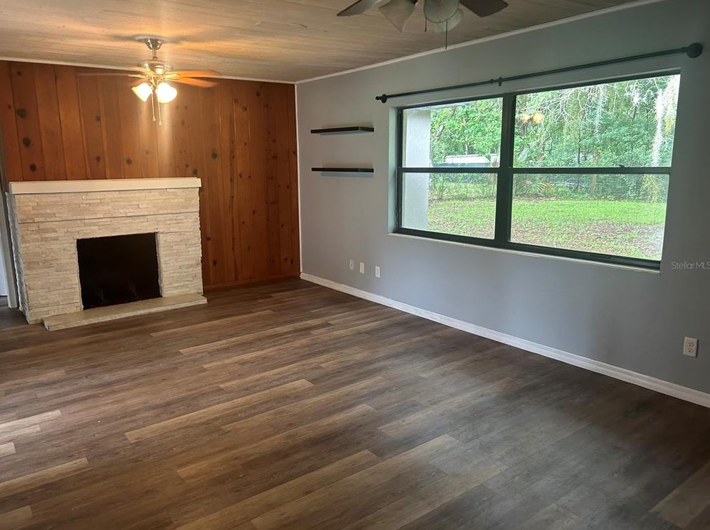 2650 N Woodland Blvd, Deland, FL 32720