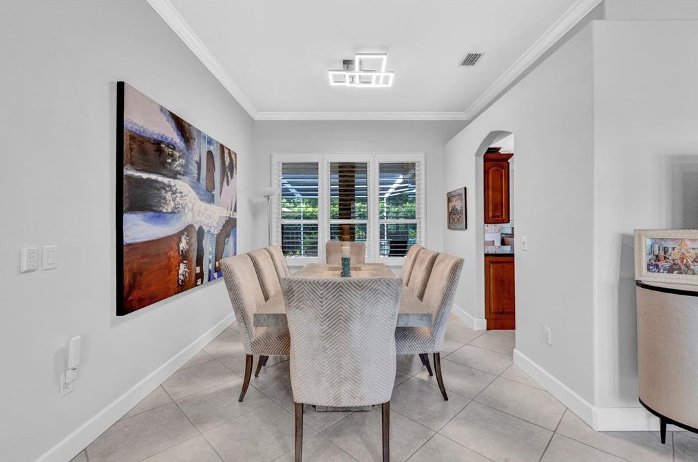 7 Carrington Ln, Ormond Beach FL  32174-3896 exterior