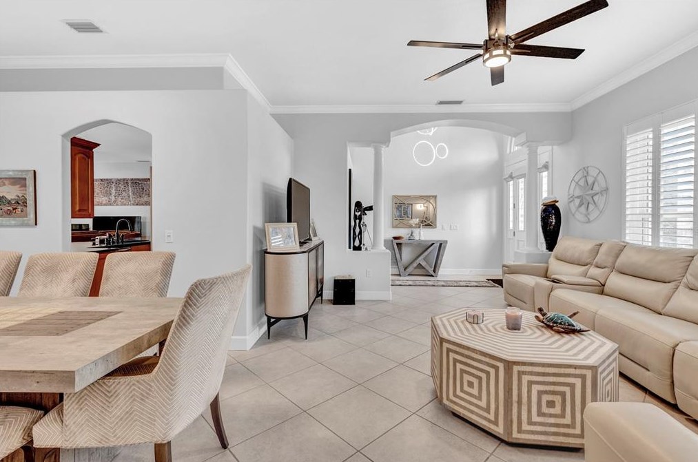 7 Carrington Ln, Ormond Beach FL  32174-3896 exterior