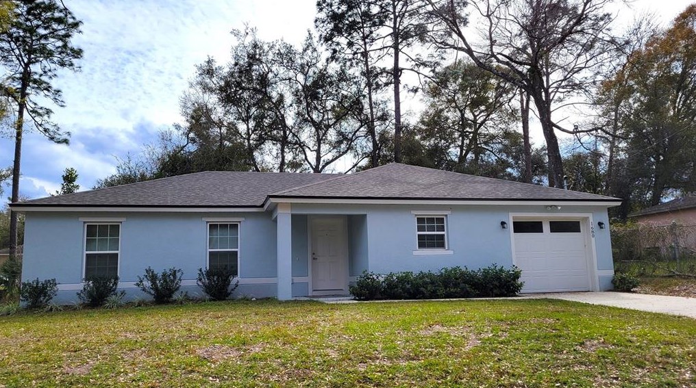 1680 20th St, Orange City, FL 32763-2428