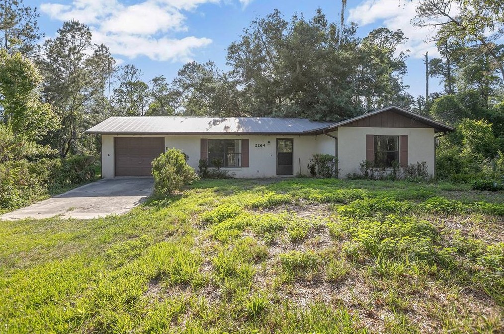 2264 Central Pkwy, Deland, FL 32724