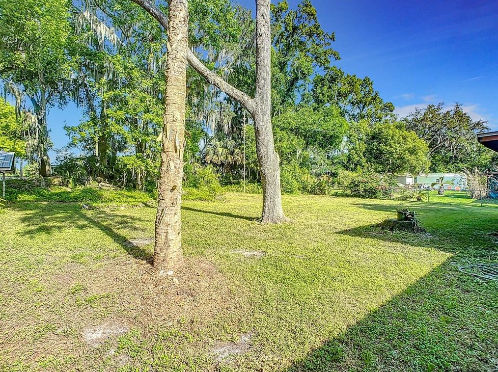 1522 Center St, Deland FL 32720-3001 exterior