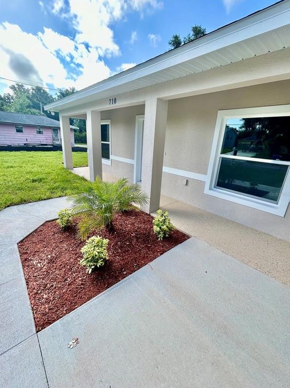 710 Beresford Rd, Deland, FL 32720
