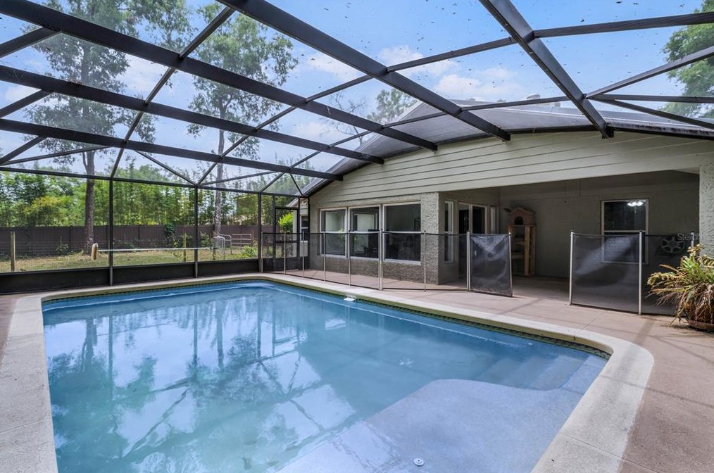 1975 Fatio Rd, Deland, FL 32720-4468