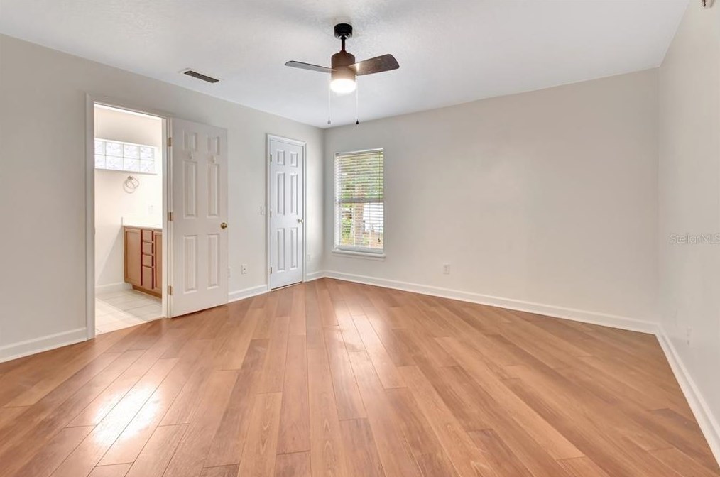 1104 Helen Dr, Deland FL  32720-9500 exterior