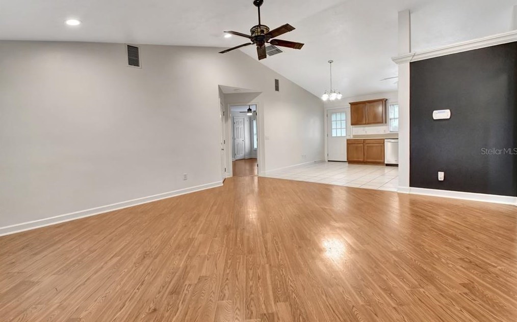 1104 Helen Dr, Deland, FL 32720-6558