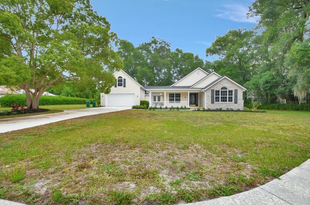 1536 Robinwood Dr, Deland FL  32720-2596 exterior