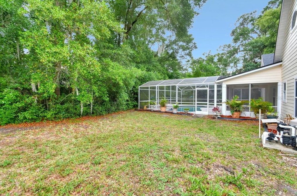 1536 Robinwood Dr, Deland FL  32720-2596 exterior