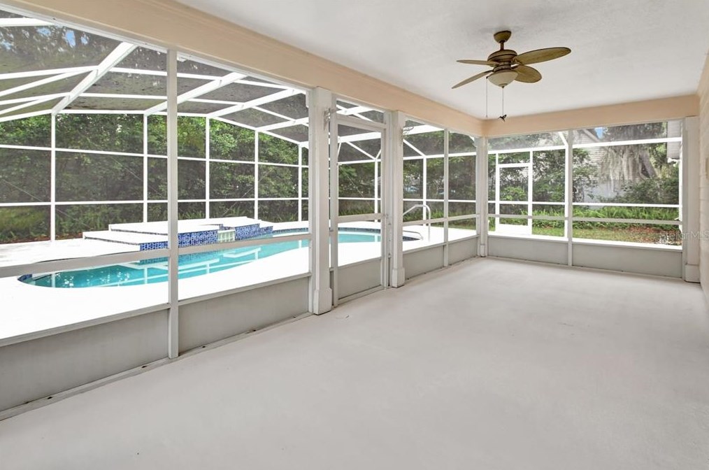 1536 Robinwood Dr, Deland FL  32720-2596 exterior