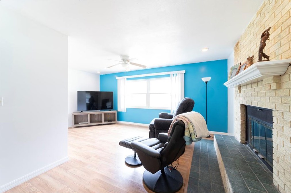 1070 Elkcam Blvd, Deltona FL  32725-2808 exterior