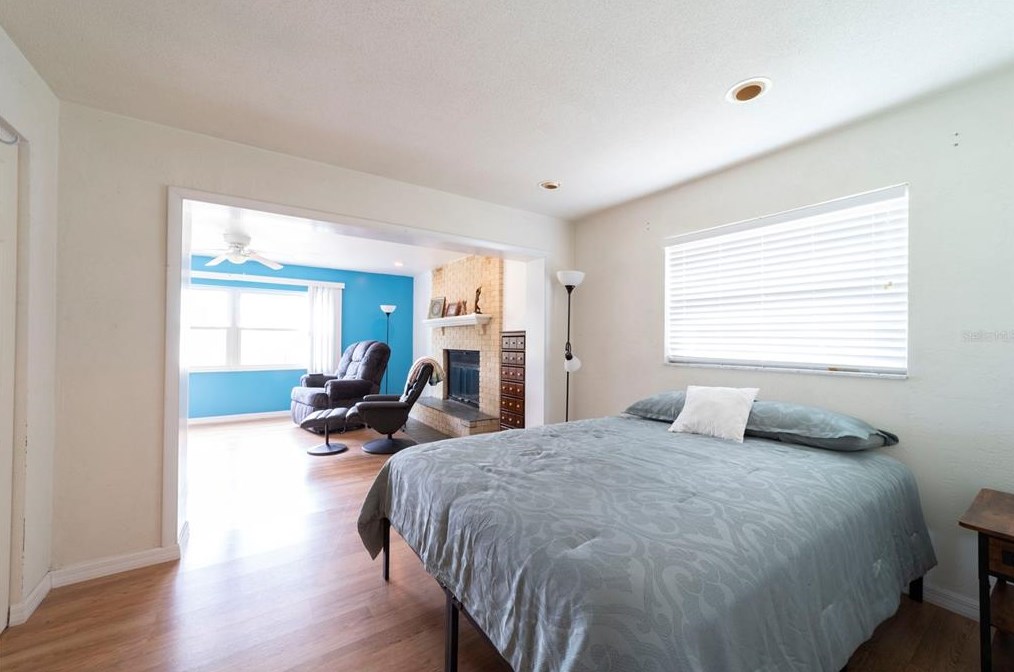 1070 Elkcam Blvd, Deltona FL  32725-2808 exterior