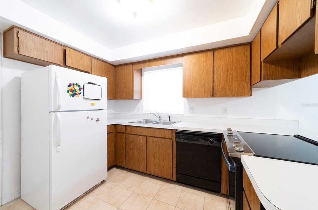 1070 Elkcam Blvd, Deltona FL  32725-2808 exterior