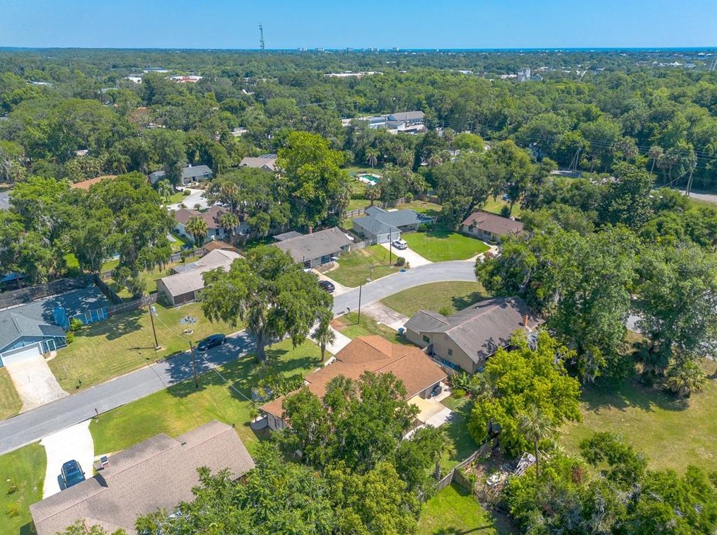 502 Sandy Oaks Blvd, Ormond Beach FL  32174-6130 exterior