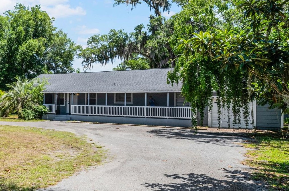 505 N Hill Ave, Deland, FL 32724