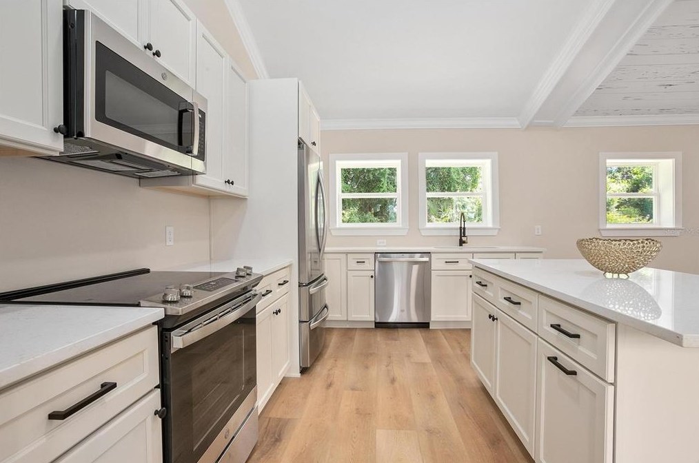 131 Interlake Ave, Deland FL 32724-4803 exterior