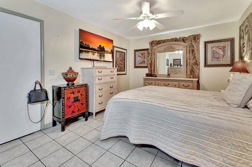 2374 Belen Dr, Deltona FL  32738-7844 exterior