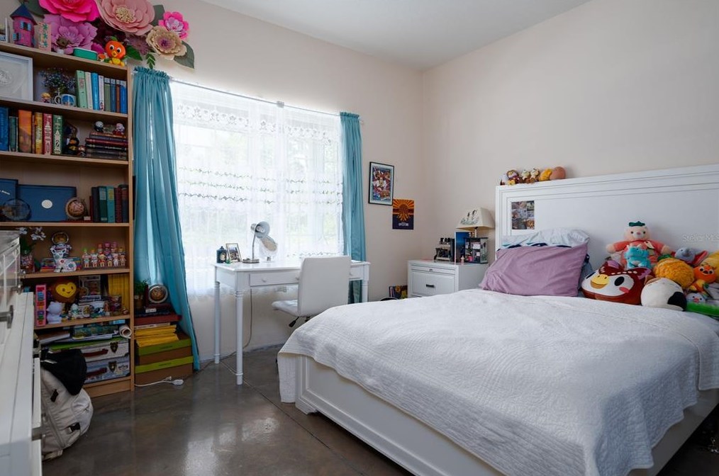 32861 Frst Dr, Deland FL  exterior