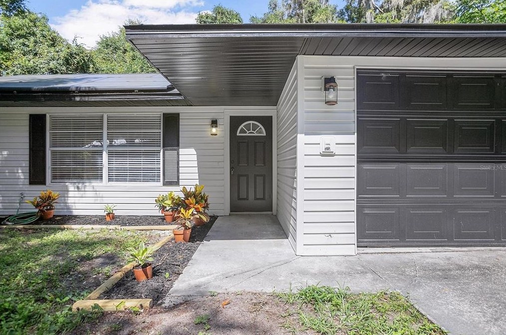404 Massachusetts Ave, Deland, FL 32724-6126