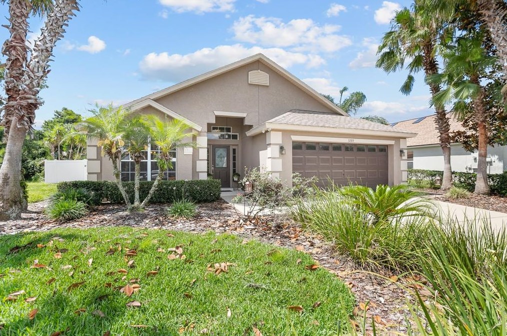 3289 Alling Dr, Deltona, FL 32725-3104