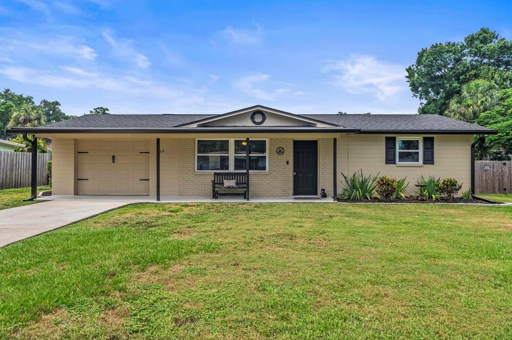 739 5th St, Daytona Beach, FL 32129