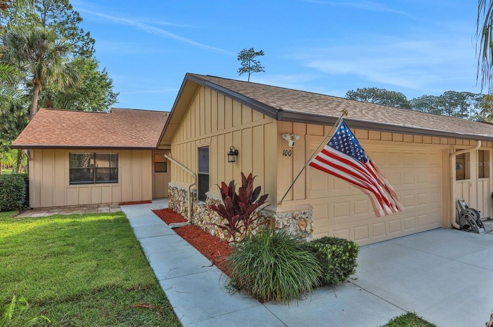 100 Sea Pines Cir, Daytona Beach, FL 32114-1166