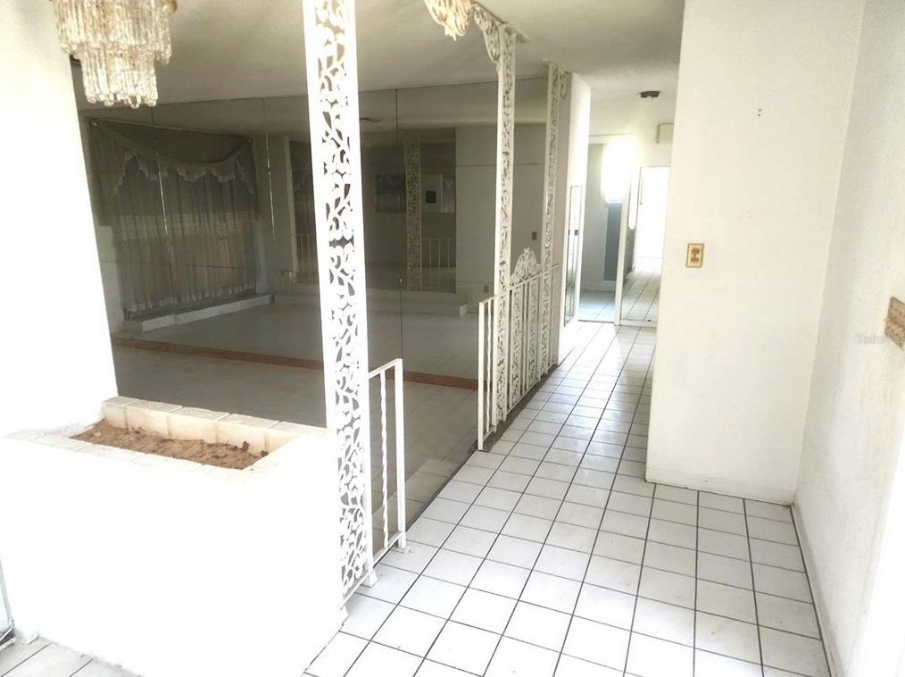 1453 Continental Dr, Daytona Beach, FL 32117
