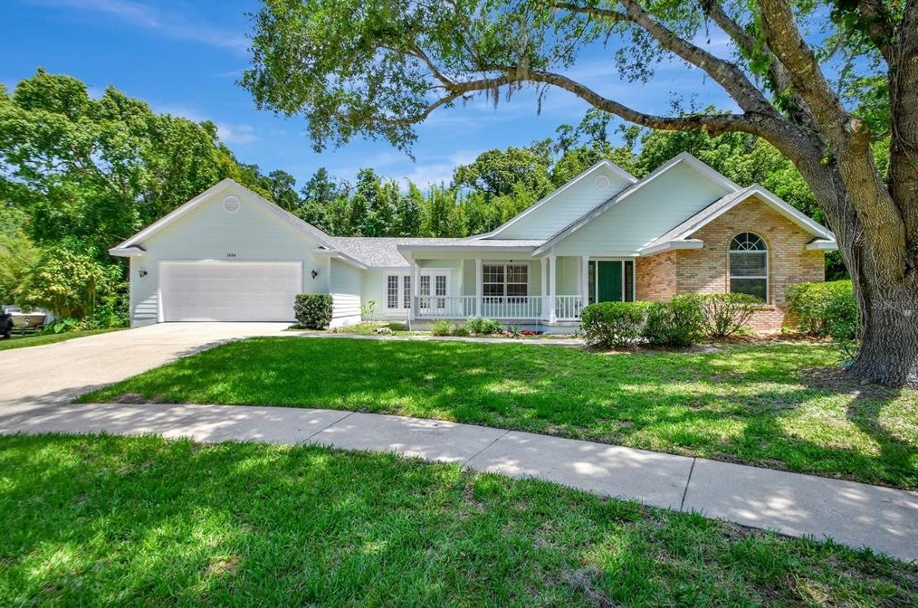 1604 Kinnan Trl, Deland, FL 32720-2586