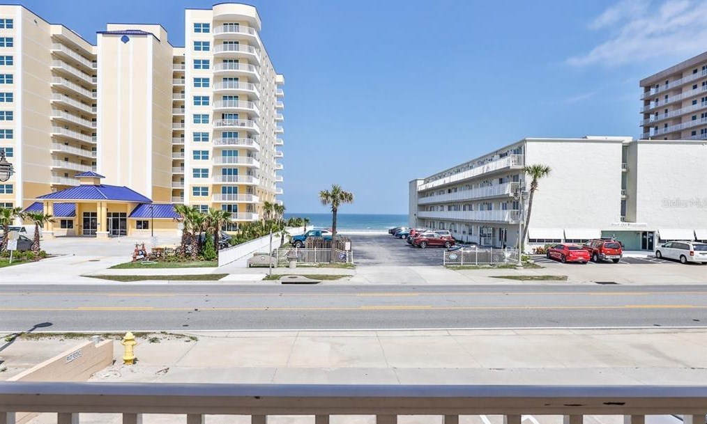 3724 S Atlantic Ave #2, Daytona Beach, FL 32118