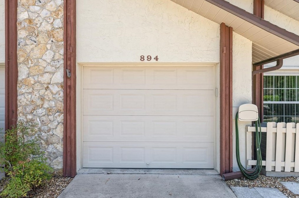 894 Stonybrook Cir, Daytona Beach FL  32127-4954 exterior
