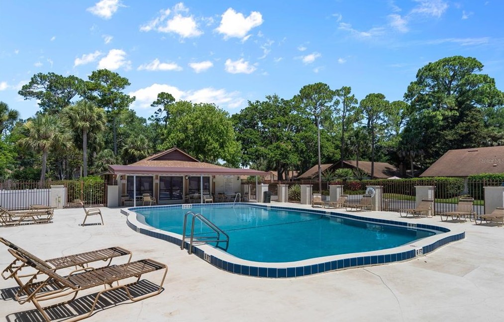 894 Stonybrook Cir, Daytona Beach FL  32127-4954 exterior