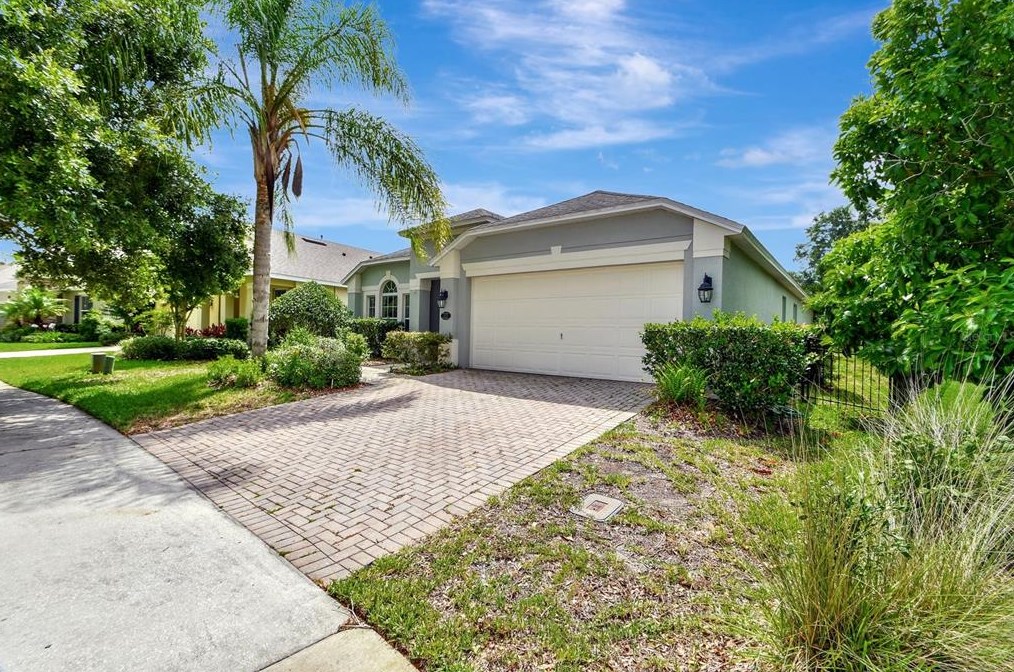 505 E Victoria Trails Blvd, Deland, FL 32724