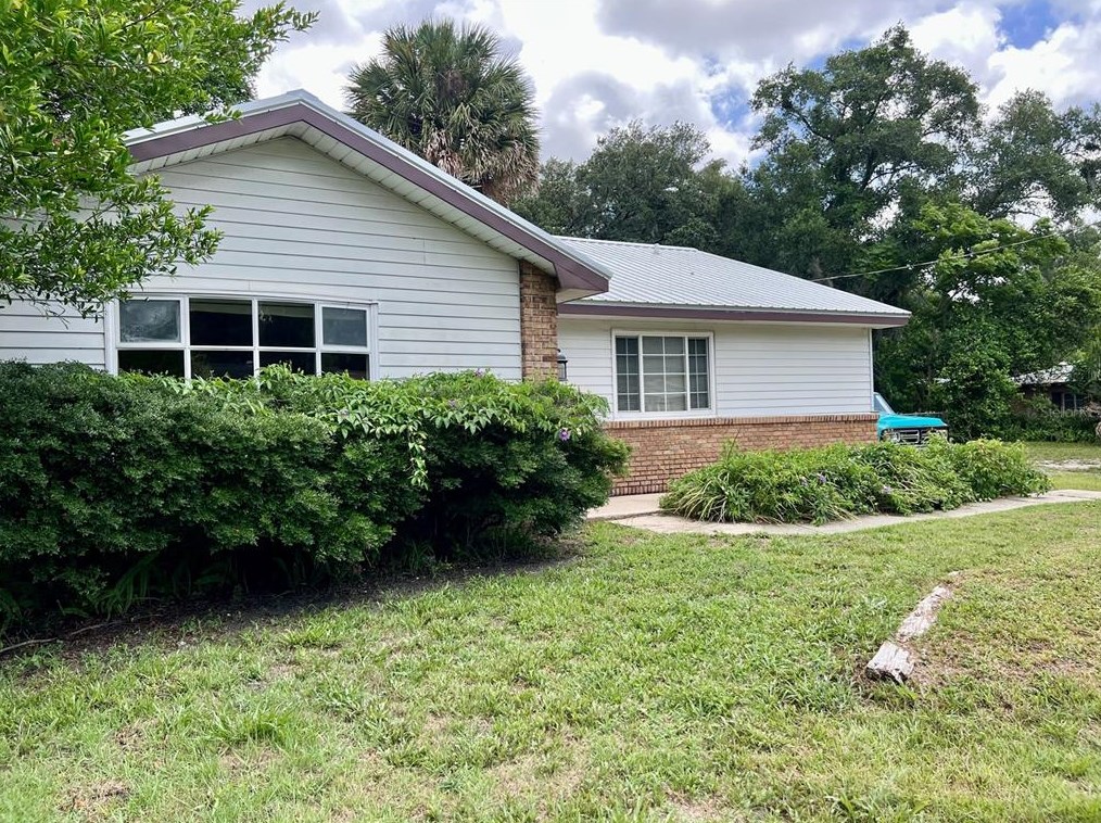 1503 N Garfield Ave, Deland, FL 32724