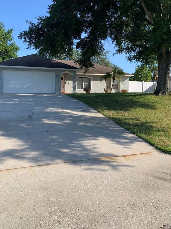 2953 Estill St, Deltona, FL 32738-4228