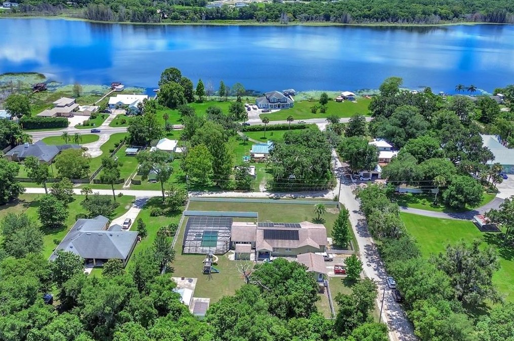 2181 Eau Claire Ave, Deland, FL 32724