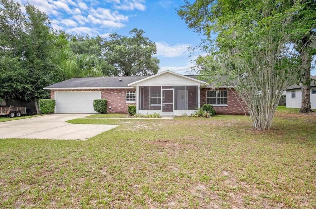 619 E Plymouth Ave, Deland, FL 32724