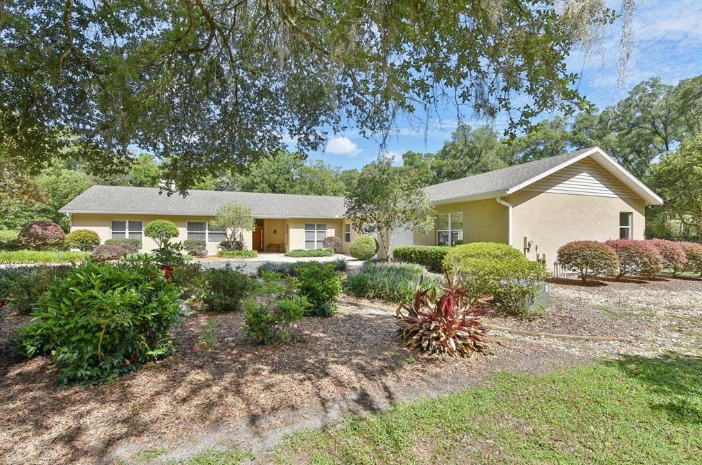 2120 Three M Trail, Deland, FL 32720