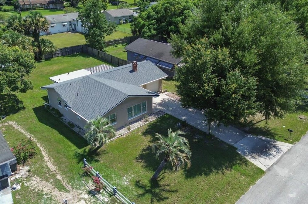 48 Park Ln, De Bary, FL 32713