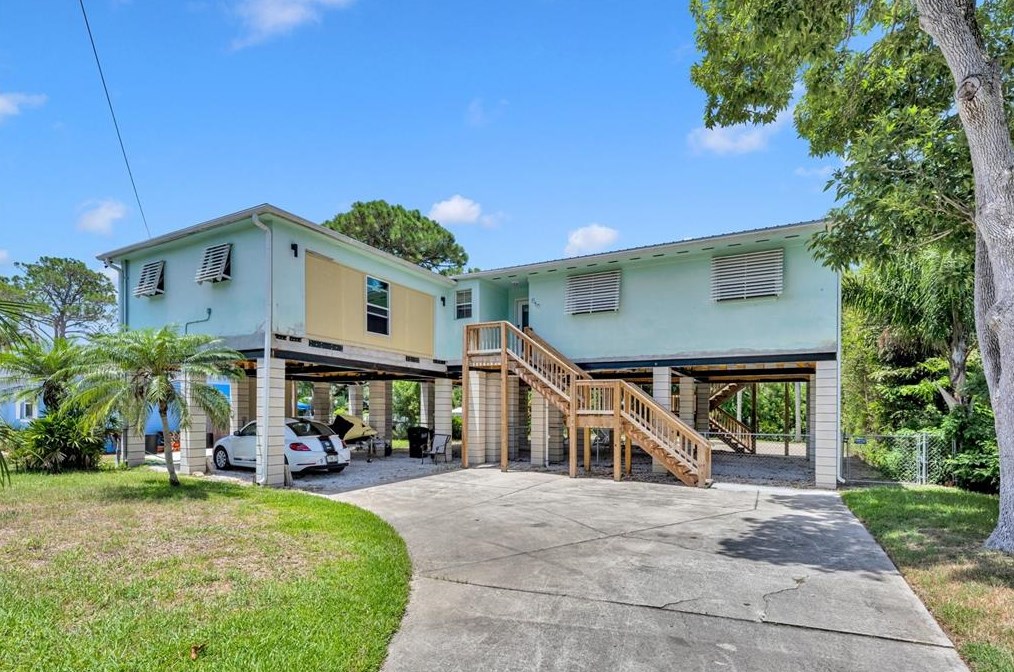 610 Goodwin Ave, New Smyrna, FL 32169