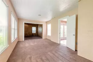 724 N Oleander Ave, Daytona Beach, FL 32118 - Photo 10